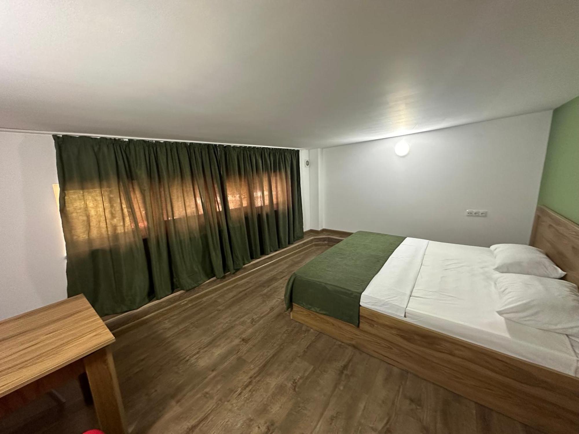 Express Hotel Ереван Экстерьер фото